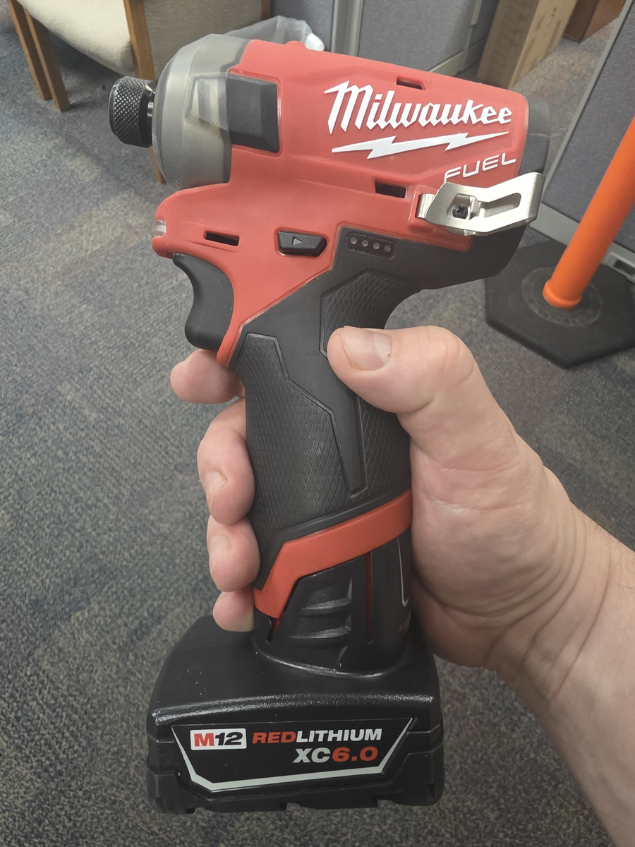 Milwaukee M12 Impact